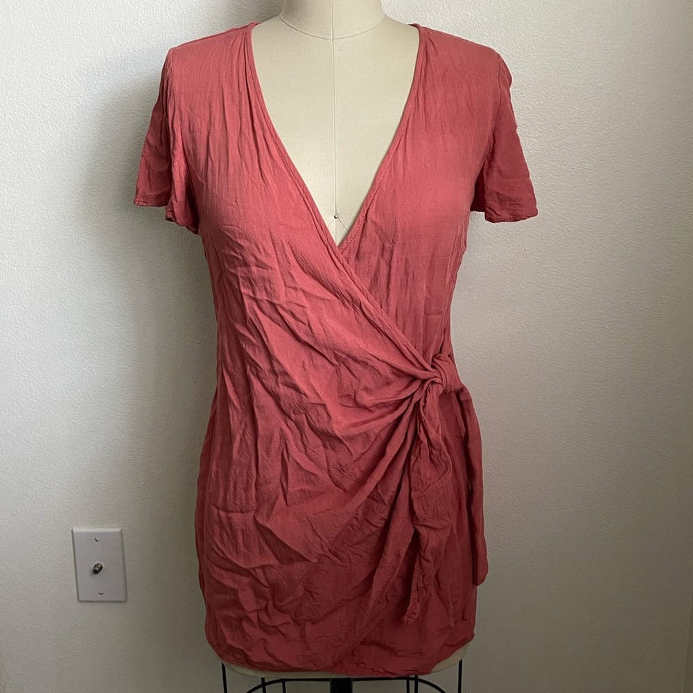 ❤️SOLD❤️ LULU’S | Wrap Dress